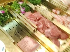 -爱客得牛排海鲜烤肉·火锅自助(春熙路黑金好店)