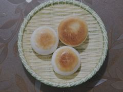 军屯锅盔-梁记肥肠粉(宽窄巷子店)