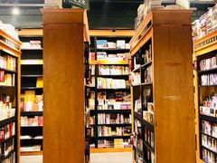 -西西弗书店&矢量咖啡(凯德晶萃广场店)