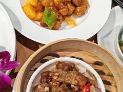 -瑞虹新天地月亮湾