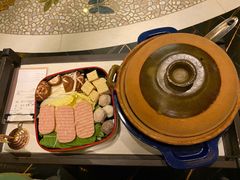 一级腊味煲仔饭-润园四季椰子鸡火锅(海上世界店)