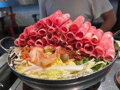 部队锅-MI WU FACTORY米屋美食工厂餐厅(绿地店)