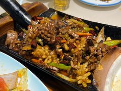 -老码头黑皮肘子锅包肉(赣水路店)