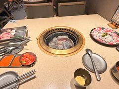 -蚂蚁洞·烤肉大营地(上海静安大悦城店)