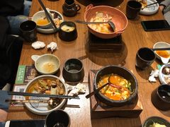 -云海肴·汽锅鸡·云南菜(天山百盛优客店)