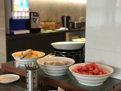 -希尔顿欢朋酒店自助餐
