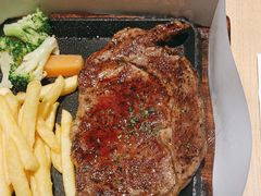 -菲滋意式餐厅(临平万达店)