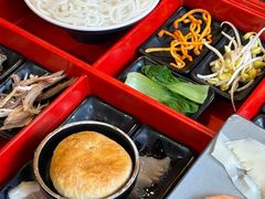 -勺子米线·云南传统小吃市集(四方街店)