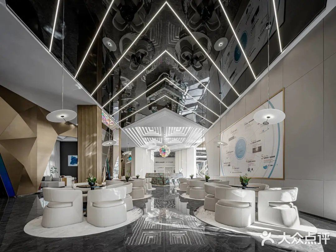 用艺术化的手法 ，造一个时空驿站！