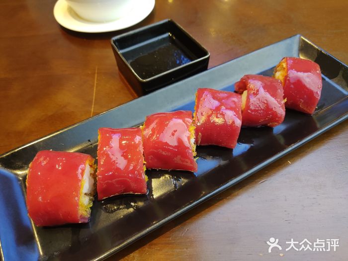 味友味港印记(银泰百货店)红米脆皮鲜虾肠图片