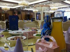 -山明水秀大饭店