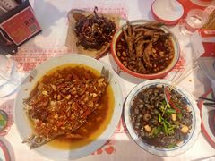 -老闵田螺馆·南昌市井菜·特色小吃(总店)