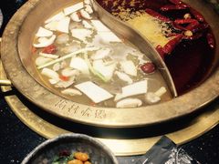 -渝利重庆火锅