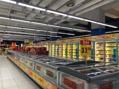 -家乐福(四元桥购物中心店)