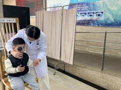 -上海大学附属上海和平眼科医院