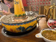 -毛辣果·贵州红酸汤牛肉火锅(西单店)