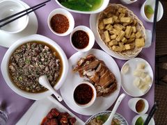 -湖泉水云间餐厅·弥勒地道菜(B座店)