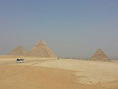 -吉萨金字塔群
