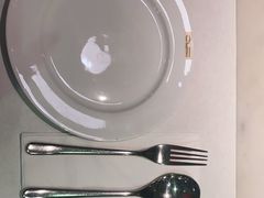 -港丽餐厅