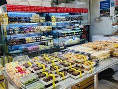 面包甜点陈列柜-幸福蛋糕坊(金顶街店)