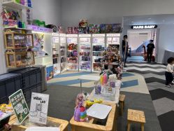 -MINI MARS KIDS CLUB亲子家庭中心(长宁天山店)