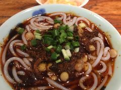 -兵哥豌豆面(雅颂居店)