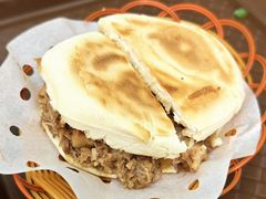 肉夹馍-老陈婆手工面庄