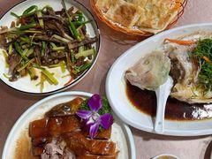 -鲤鱼塘农家山庄