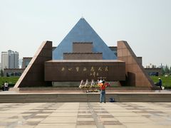 -上海市龙华烈士陵园