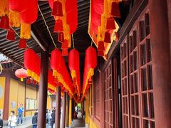 -龙华寺