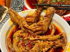 -佬牌火辣辣衢州特色菜(皇冠总店)