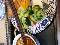 -敦煌山庄摘星阁