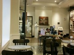 大堂-星巴克臻选(广州沙面店)