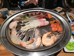 -明洞阿姨·韩式酱蟹烤肉·创意料理(三元桥店)