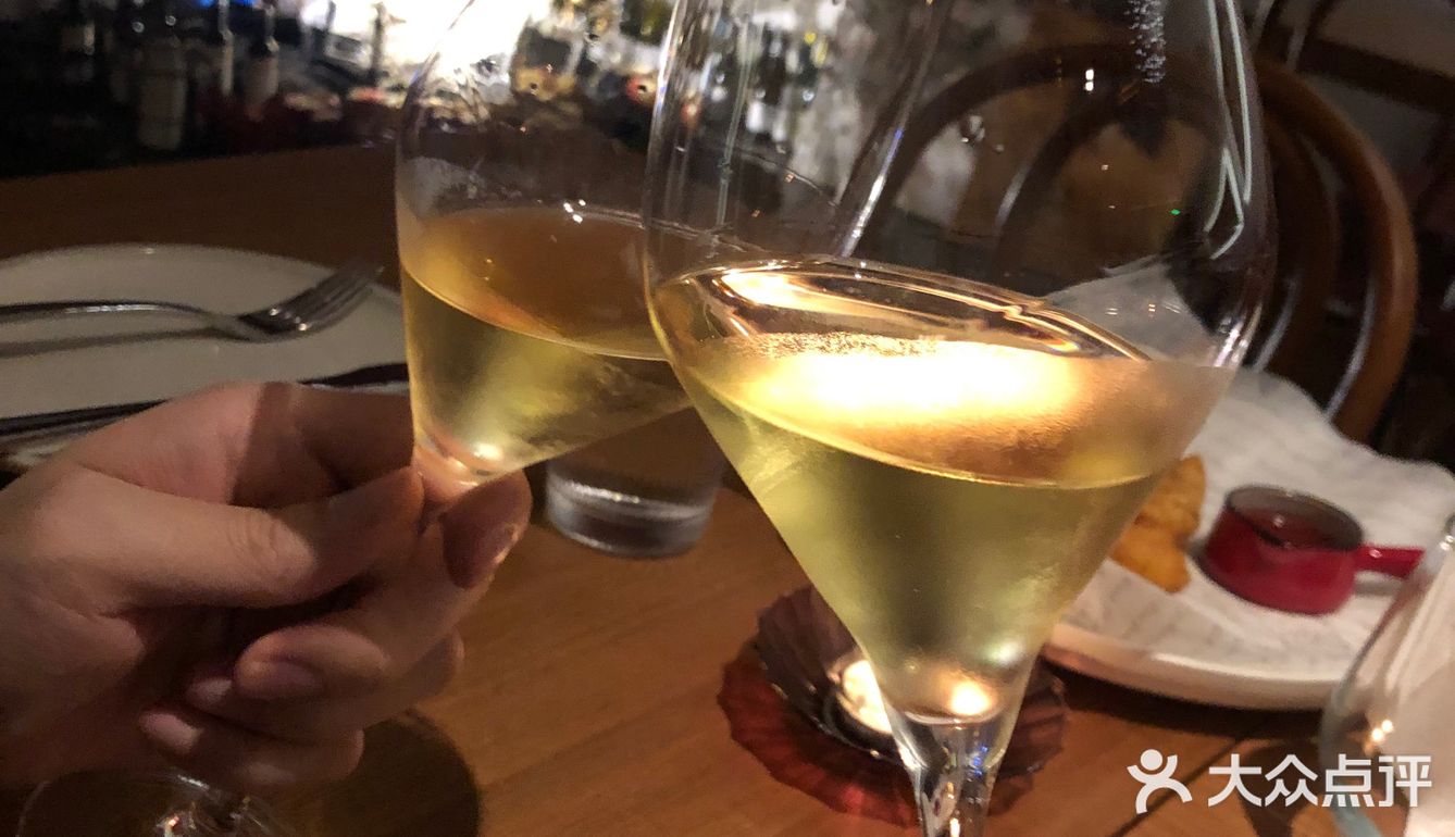 上面都标好价格了，非常棒