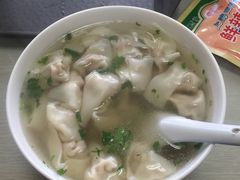 -周震馄饨