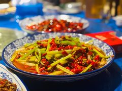 火爆鼻筋-拈一筷子·宜宾江湖菜(总店)