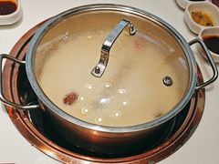 -洪氏嗨捞·猪肚鸡火锅(阳光天地店)
