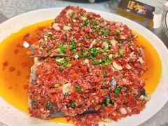 剁椒鱼头-马大胡子清真西北菜