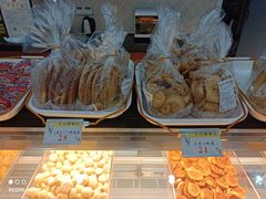 -真老大房(南京东路店)