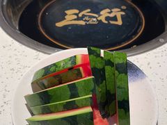 -三人行骨头王火锅(长寿店)