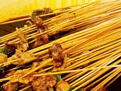 -拈签一笑黄牛肉辣卤串串