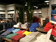-Hollister(天环广场店)