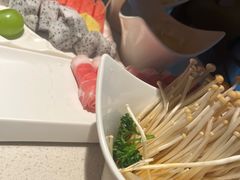 -海底捞火锅鲜切牛肉主题店(长寿路店)