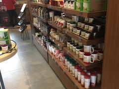 零售区-星巴克臻选(成都宽窄巷子店)