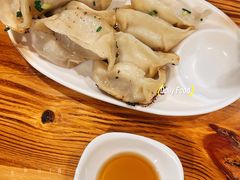-胡记锅贴·沪上游子老鸭粉丝汤(太原路店)