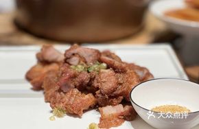 Jasmine Scented Crispy Pork