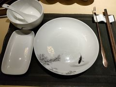 -余欢领鲜火锅(新街口店)