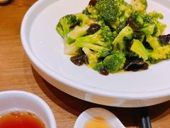 木耳西兰花-凤栖酒店