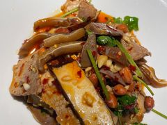 -费大厨辣椒炒肉(吉联MALL店)